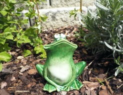 Žába keramická - zahradní dekorace 12,6x11,5 cm