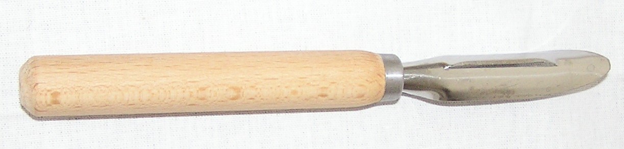 Škrabka brambor dřevo pravá